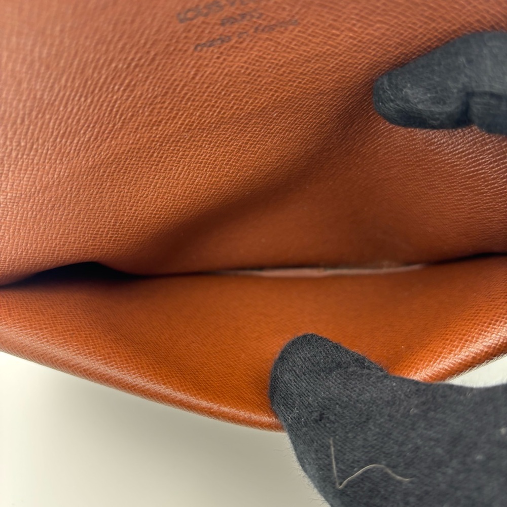 Louis‎ Vuitton Monogram Wallet - Picture 7 of 9